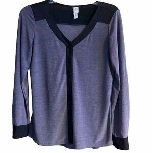 Perception Women Dark purple Gray Toned Heathered with Black trim Top Shirt Sz M